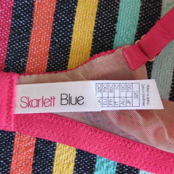 Skarlett Blue Mischief Plunge Push-up T-shirt Bra - Picture 4 of 6